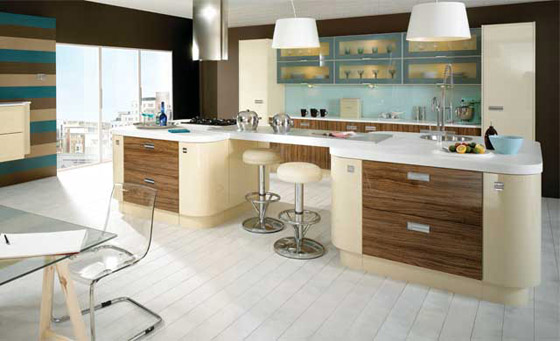 Kitchen as Ultra High Gloss in Vanilla & Olivewood